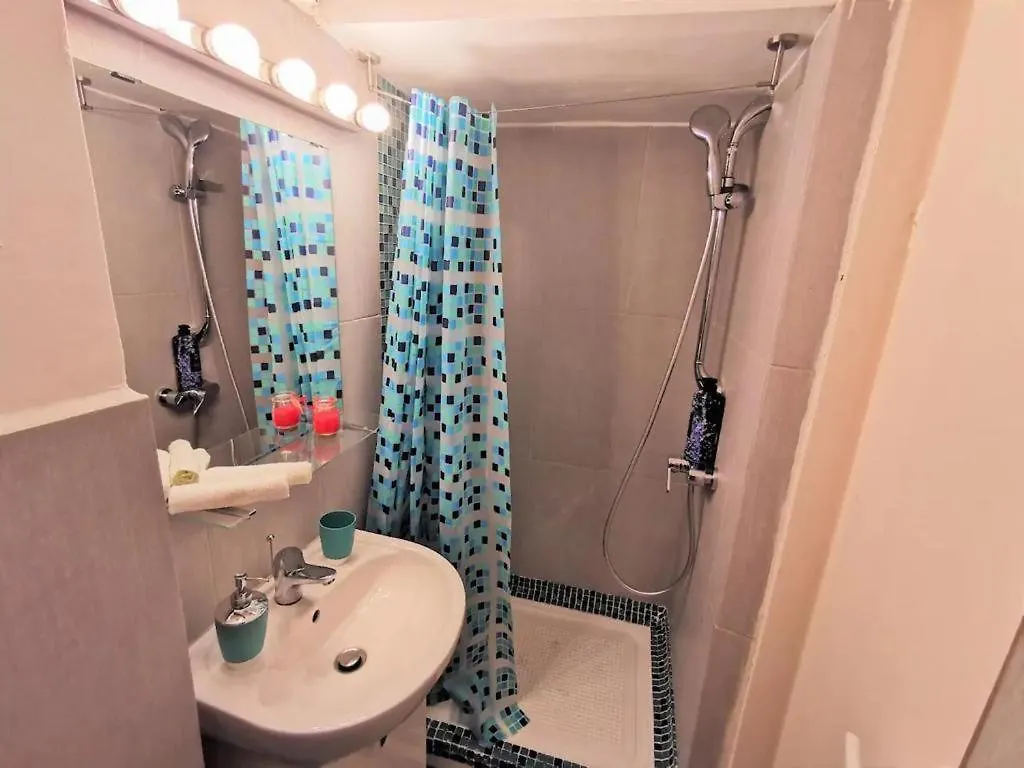 Luxury Piata Universitate Old Town Apartment Bucharest
