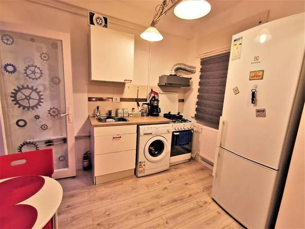 Luxury Piata Universitate Old Town Apartment Bucharest Romania